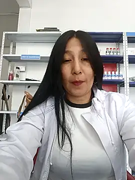 Snapshot of Megan_jennerr chatting on October 2025 07:01:02 PM Megan jennerr online show from October 2025 07:01:02 PM