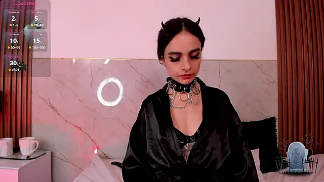 Alice noir online show from February 2025 12:28:01 AM