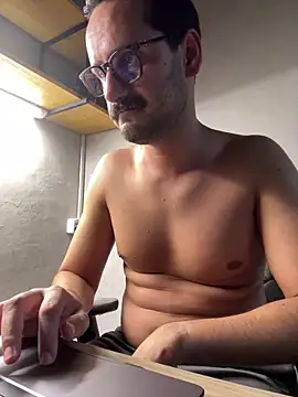 Snapshot of Superdad chatting on March 2026 08:23:02 PM Superdad online show from March 2026 08:23:02 PM