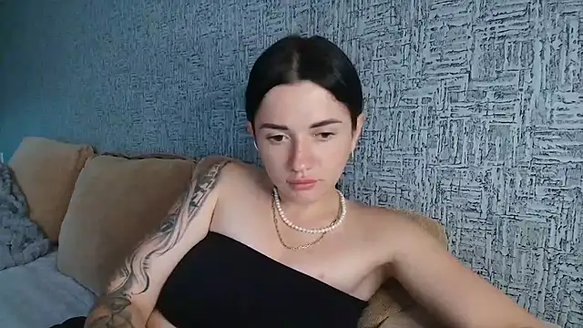 Liana diva online show from June 2026 01:26:01 PM