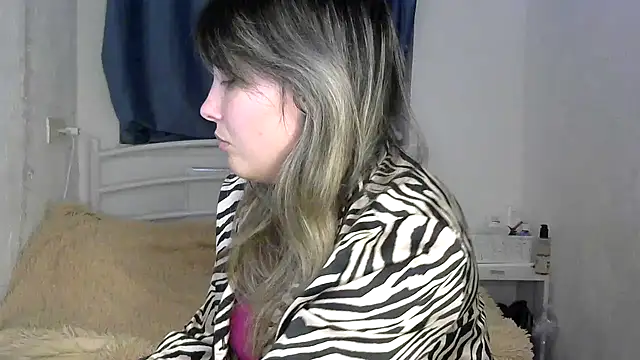 Snapshot of Iskor_ka chatting on November 2025 08:31:01 PM Iskor ka online show from November 2025 08:31:01 PM