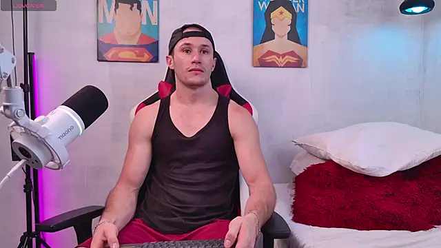 AxelFairchaild online show from January 2025 05:05:02 PM