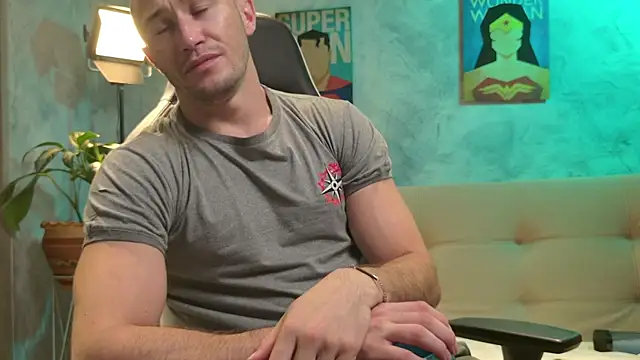 AxelFairchaild online show from January 2026 12:43:01 PM