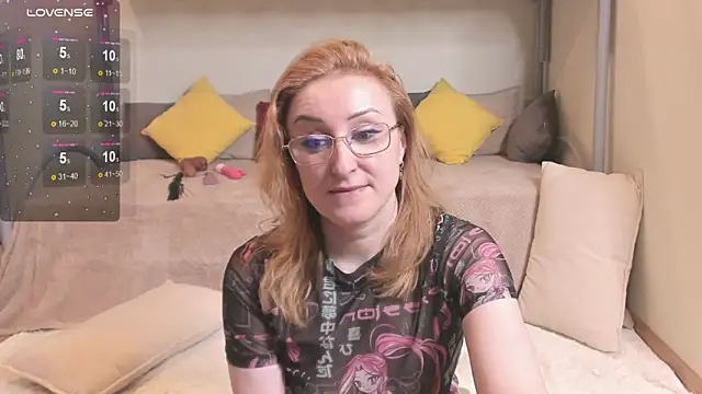 Snapshot of MadissonKiss chatting on March 2026 02:04:01 AM MadissonKiss online show from March 2026 02:04:01 AM