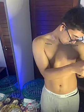 Snapshot of roguer_darkk chatting on January 2025 09:51:02 AM roguer darkk online show from January 2025 09:51:02 AM