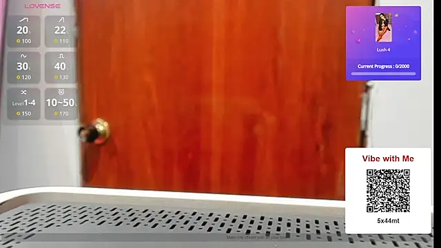 Snapshot of Melanyy_100 chatting on February 2026 10:30:02 PM Melanyy 100 online show from February 2026 10:30:02 PM