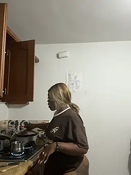 Snapshot of Lilybaudinx96 chatting on February 2026 02:19:01 AM Lilybaudinx96 online show from February 2026 02:19:01 AM