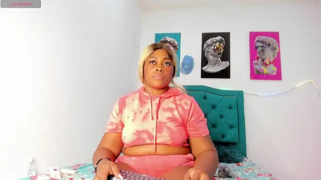 Snapshot of Lilybaudinx96 chatting on February 2026 03:47:02 AM Lilybaudinx96 online show from February 2026 03:47:02 AM