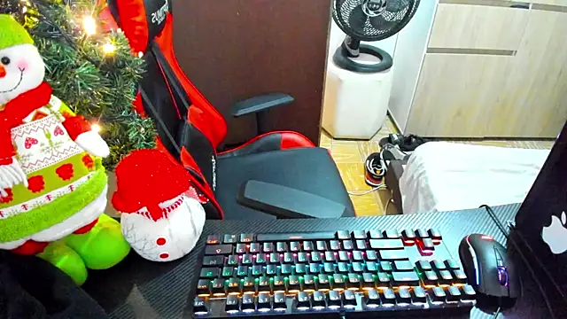 Snapshot of Calihotcaliente277 chatting on December 2024 12:16:01 PM Calihotcaliente277 online show from December 2024 12:16:01 PM