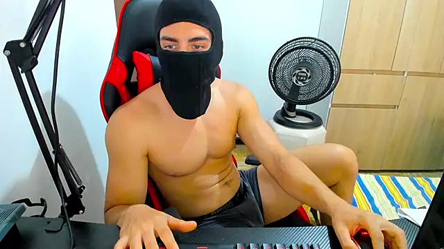 Snapshot of Calihotcaliente277 chatting on January 2025 02:43:01 PM Calihotcaliente277 online show from January 2025 02:43:01 PM