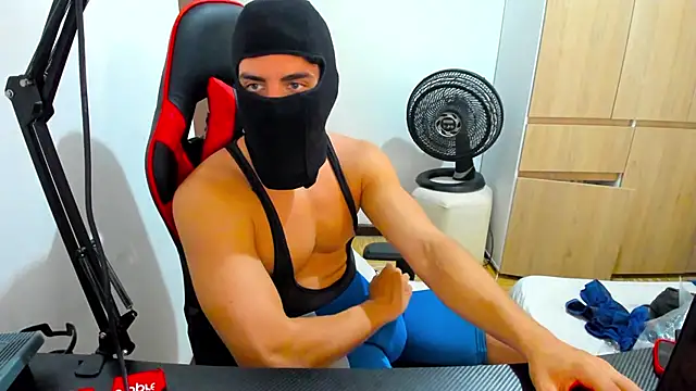 Snapshot of Calihotcaliente277 chatting on January 2025 04:12:01 PM Calihotcaliente277 online show from January 2025 04:12:01 PM