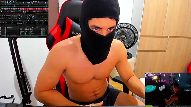 Snapshot of Calihotcaliente277 chatting on March 2025 01:03:02 PM Calihotcaliente277 online show from March 2025 01:03:02 PM