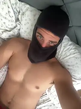 Snapshot of Calihotcaliente277 chatting on March 2025 02:19:02 PM Calihotcaliente277 online show from March 2025 02:19:02 PM