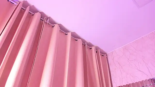 AkazaBoy  online show from January 2026 04:48:02 AM