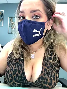 Snapshot of famous_indian_girl chatting on September 2025 05:02:02 PM famous indian girl online show from September 2025 05:02:02 PM