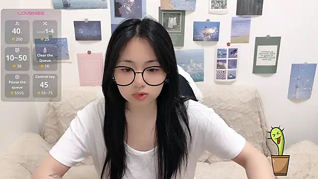 LiLiYbaby online show from March 2026 06:31:02 AM
