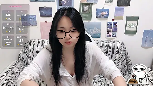 LiLiYbaby online show from April 2026 06:47:02 AM