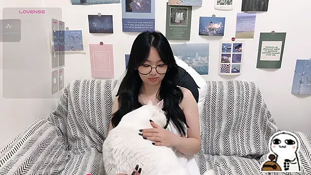 LiLiYbaby online show from June 2026 06:45:01 AM