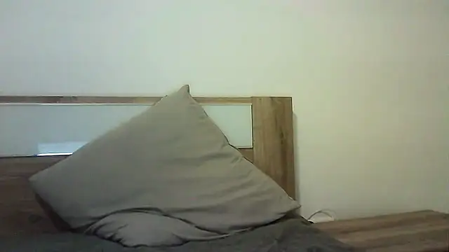 Snapshot of Ahotkittyxxx chatting on November 2025 04:28:02 PM Ahotkittyxxx online show from November 2025 04:28:02 PM