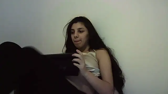 Snapshot of Ahotkittyxxx chatting on November 2025 07:46:01 PM Ahotkittyxxx online show from November 2025 07:46:01 PM