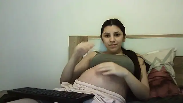 Snapshot of Ahotkittyxxx chatting on November 2025 05:26:01 PM Ahotkittyxxx online show from November 2025 05:26:01 PM