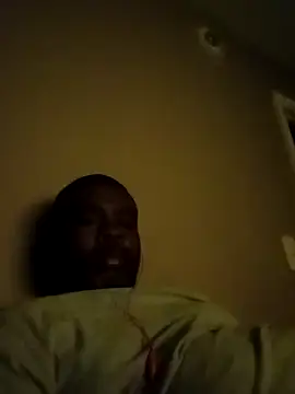 Snapshot of SLOWSTRO chatting on December 2024 01:40:02 AM SLOWSTRO online show from December 2024 01:40:02 AM