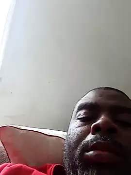 Snapshot of SLOWSTRO chatting on March 2025 06:18:01 PM SLOWSTRO online show from March 2025 06:18:01 PM