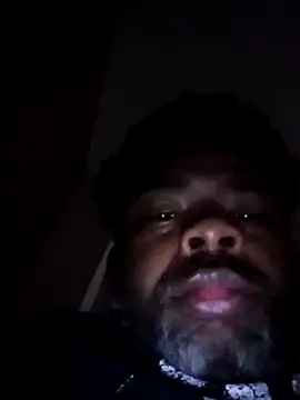 Snapshot of SLOWSTRO chatting on October 2025 03:14:01 AM SLOWSTRO online show from October 2025 03:14:01 AM