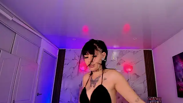 AuroraDiaz online show from December 2025 07:53:01 PM