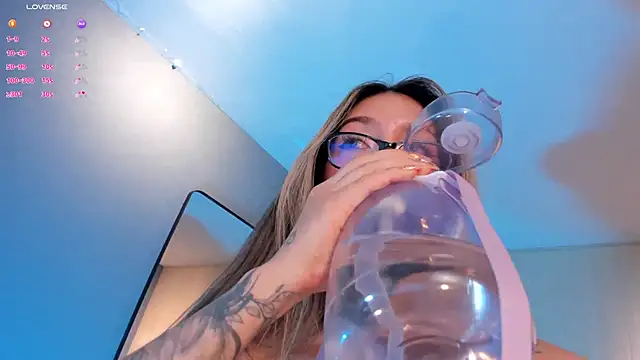 TaraLawrence online show from February 2025 06:25:02 AM