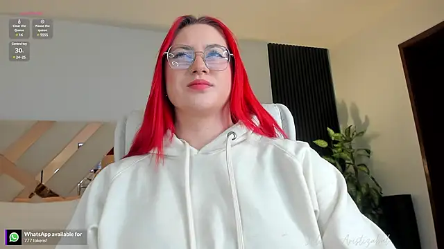 Snapshot of miss_julietaa chatting on January 2025 11:55:01 AM miss julietaa online show from January 2025 11:55:01 AM