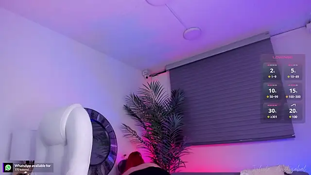 Snapshot of miss_julietaa chatting on March 2025 11:42:02 AM miss julietaa online show from March 2025 11:42:02 AM