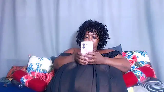 Snapshot of BustyWendyXXX47 chatting on October 2025 01:13:01 PM BustyWendyXXX47 online show from October 2025 01:13:01 PM