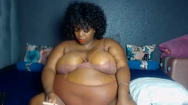 Snapshot of BustyWendyXXX47 chatting on March 2026 04:39:01 AM BustyWendyXXX47 online show from March 2026 04:39:01 AM