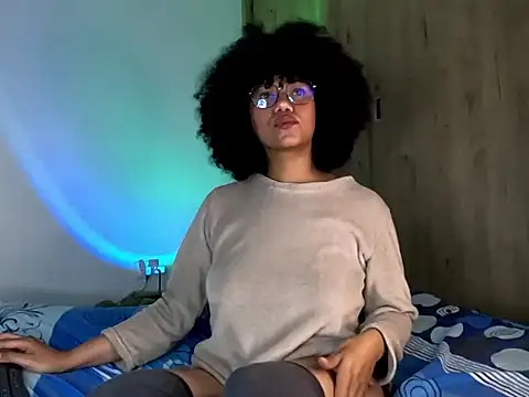 Ale xandra online show from May 2026 11:46:01 PM