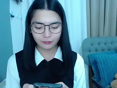 Snapshot of zhaviahale21 chatting on October 2025 03:27:02 AM zhaviahale21 online show from October 2025 03:27:02 AM