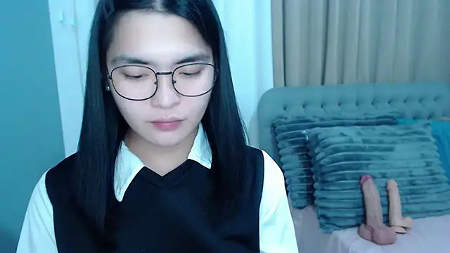 Snapshot of zhaviahale21 chatting on October 2025 11:28:01 AM zhaviahale21 online show from October 2025 11:28:01 AM