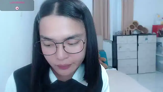 Snapshot of zhaviahale21 chatting on July 2026 01:18:02 PM zhaviahale21 online show from July 2026 01:18:02 PM