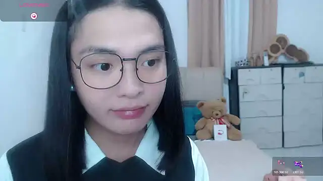 Snapshot of zhaviahale21 chatting on July 2026 03:00:02 PM zhaviahale21 online show from July 2026 03:00:02 PM