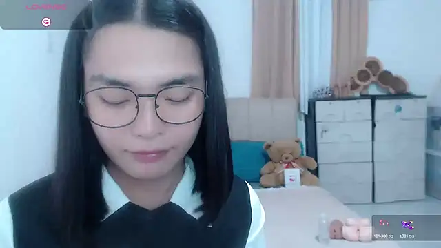 Snapshot of zhaviahale21 chatting on August 2026 03:05:01 PM zhaviahale21 online show from August 2026 03:05:01 PM