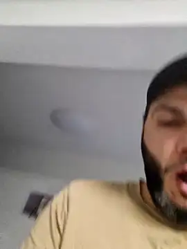 Snapshot of Cem-aus-Nrw-Krefeld chatting on December 2024 09:35:01 AM Cem-aus-Nrw-Krefeld online show from December 2024 09:35:01 AM