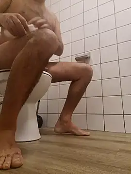 Snapshot of Cem-aus-Nrw-Krefeld chatting on January 2025 05:11:01 AM Cem-aus-Nrw-Krefeld online show from January 2025 05:11:01 AM