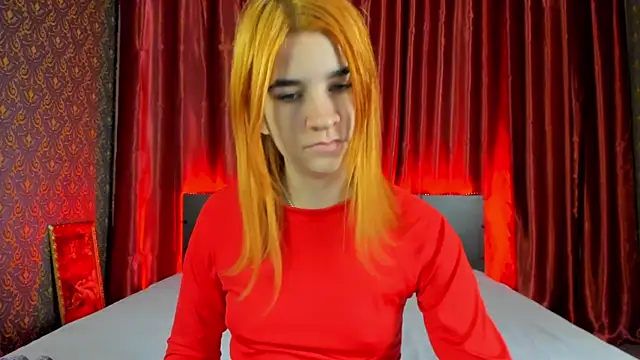 Snapshot of _Polly_Love_ chatting on December 2024 10:19:02 AM Polly Love online show from December 2024 10:19:02 AM
