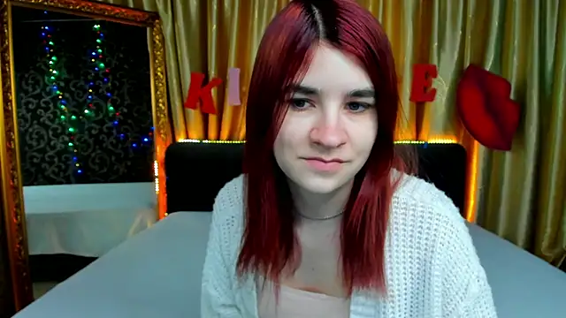 Snapshot of _Polly_Love_ chatting on February 2025 07:17:02 AM Polly Love online show from February 2025 07:17:02 AM