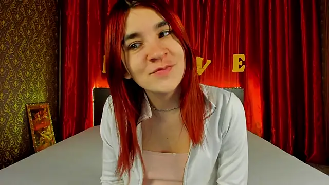 Snapshot of _Polly_Love_ chatting on February 2025 07:15:01 AM Polly Love online show from February 2025 07:15:01 AM