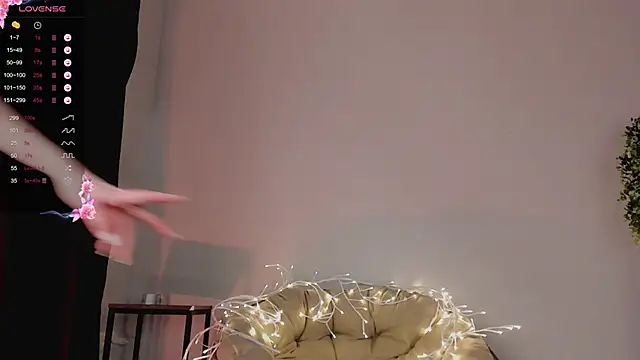 Lili Roze  online show from January 2025 09:12:01 PM