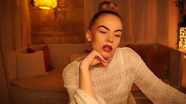Snapshot of sn0w_barbie chatting on February 2025 02:37:01 PM sn0w barbie online show from February 2025 02:37:01 PM