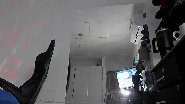 Moon Sammy online show from April 2026 01:47:01 AM
