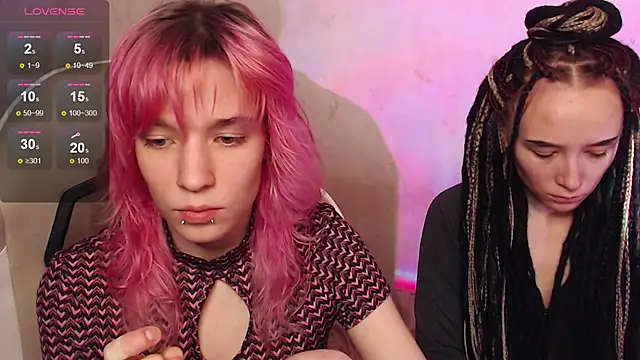 Snapshot of Robin_yourss chatting on November 2025 02:08:01 PM Robin yourss online show from November 2025 02:08:01 PM