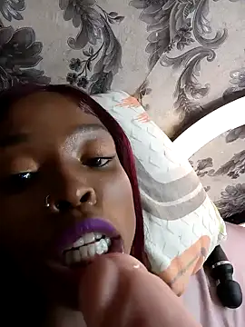 Snapshot of DickDiva1 chatting on January 2025 07:30:01 AM DickDiva1 online show from January 2025 07:30:01 AM